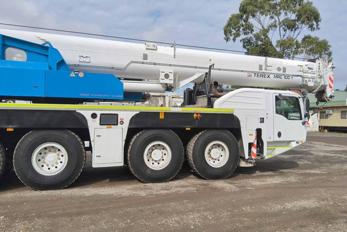 2015 DEMAG AC100 4L