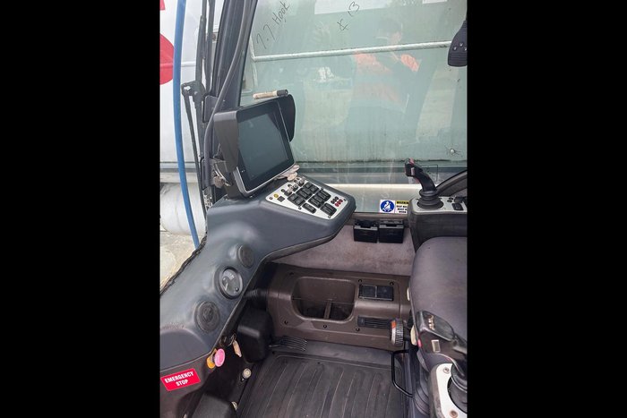 2015 DEMAG AC100 4L