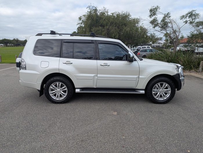 2020 Mitsubishi Pajero Exceed NX MY21 4X4 Dual Range Warm White