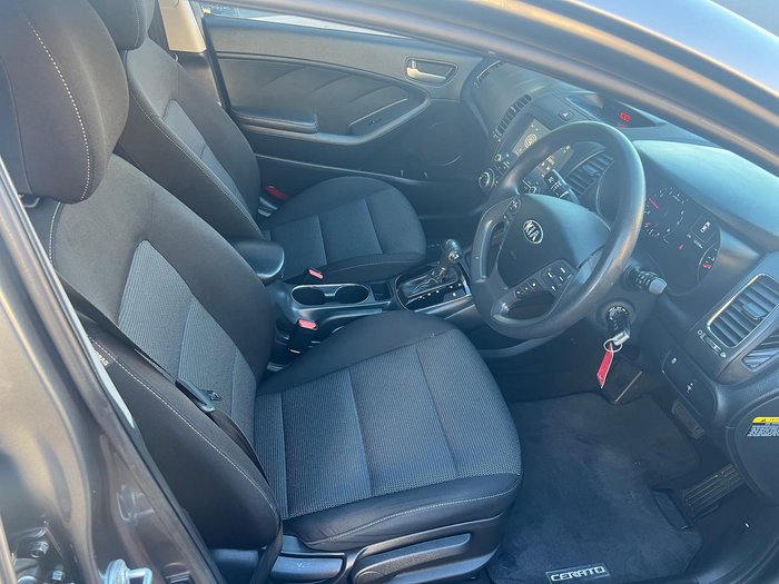 2016 Kia Cerato Si