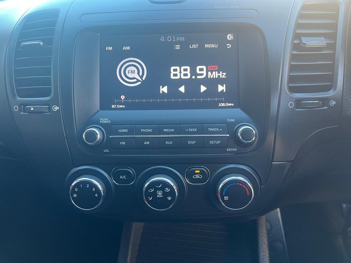 2016 Kia Cerato Si
