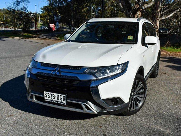 2018 Mitsubishi Outlander ES