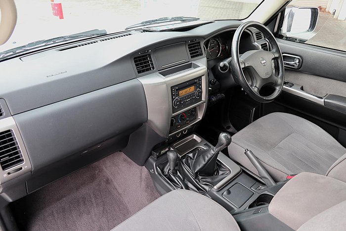 2013 Nissan Patrol ST