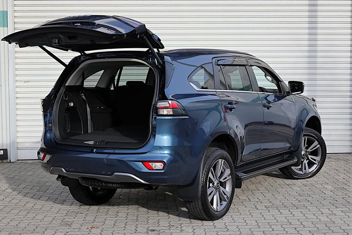 2023 Isuzu MU-X LS-T