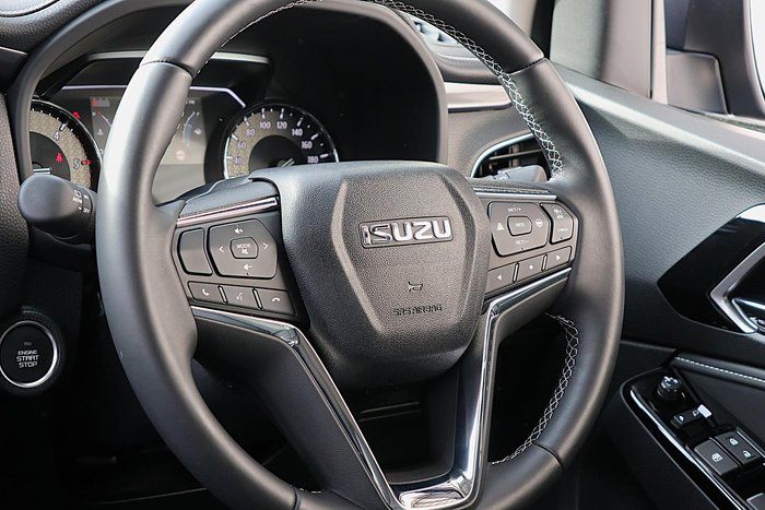 2023 Isuzu MU-X LS-T