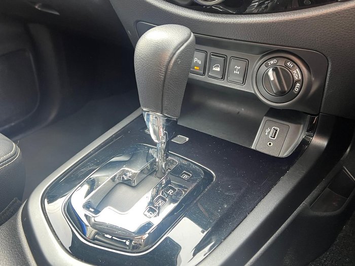 2024 Nissan Navara PRO-4X