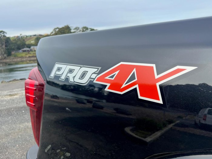 2024 Nissan Navara PRO-4X