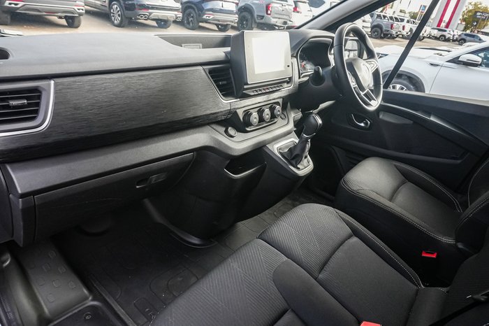 2024 Renault Trafic Premium Low Roof LWB EDC