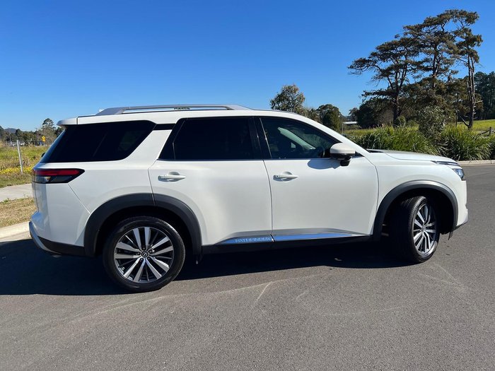2023 Nissan Pathfinder Ti-L