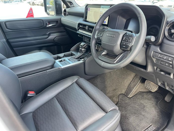 2025 Toyota Landcruiser Prado Kakadu
