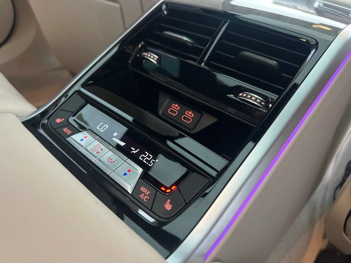 2022 BMW 8 Series M850i xDrive