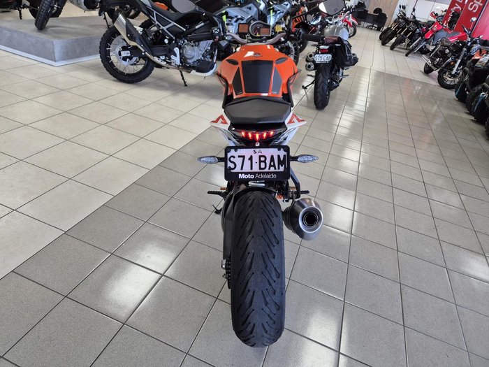2015 KTM 1290 Super Duke R Super Duke Orange