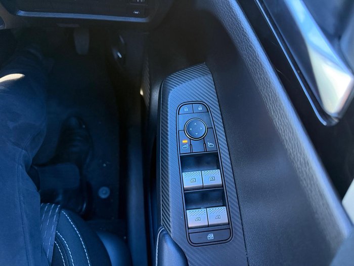 2023 Mitsubishi Outlander ES
