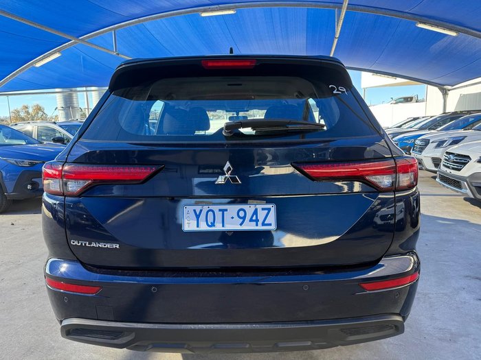 2023 Mitsubishi Outlander ES