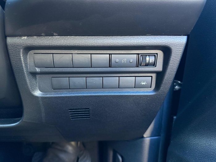 2023 Mitsubishi Outlander ES