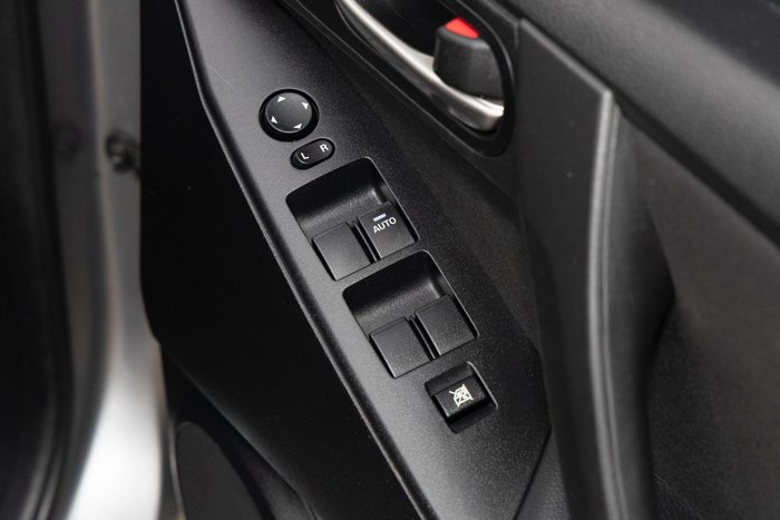 2013 Mazda 3 Neo
