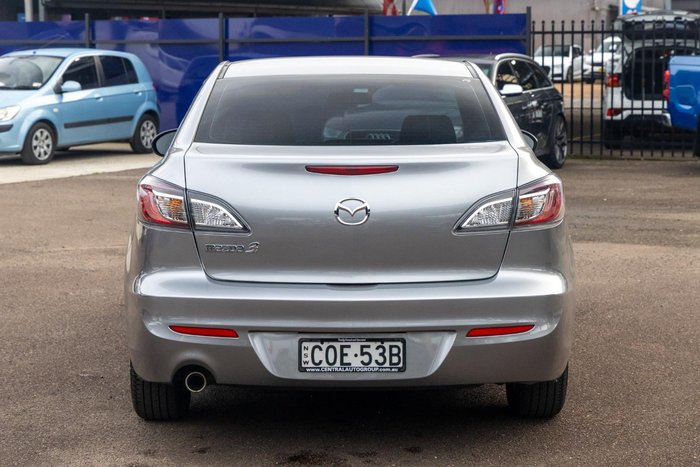 2013 Mazda 3 Neo