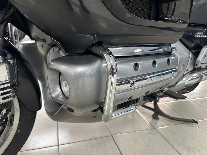 2010 Honda GoldWing Luxury (GL1800) GoldWing Grey