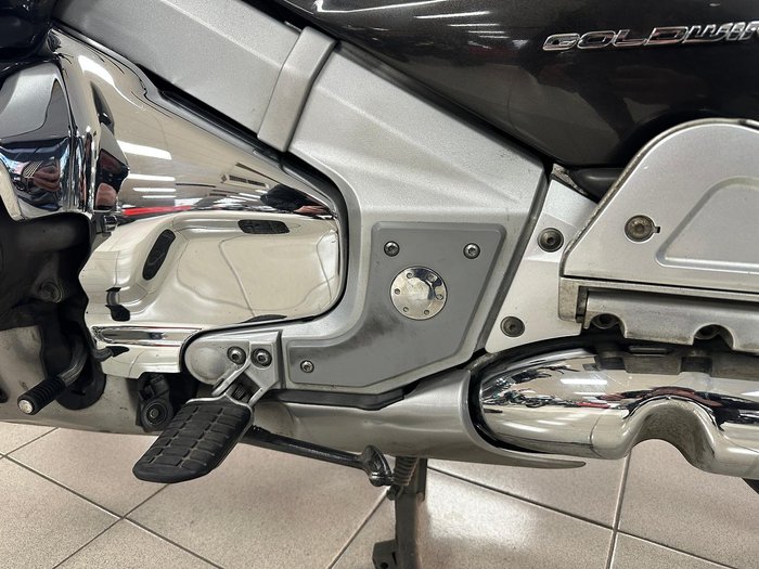 2010 Honda GoldWing Luxury (GL1800) GoldWing Grey