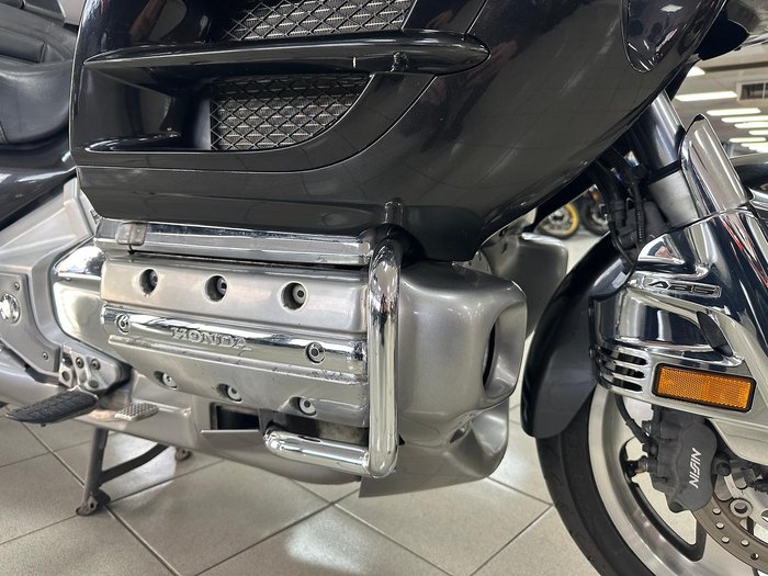 2010 Honda GoldWing Luxury (GL1800) GoldWing Grey