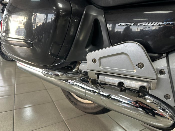 2010 Honda GoldWing Luxury (GL1800) GoldWing Grey