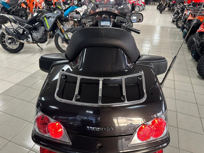 2010 Honda GoldWing Luxury (GL1800) GoldWing Grey