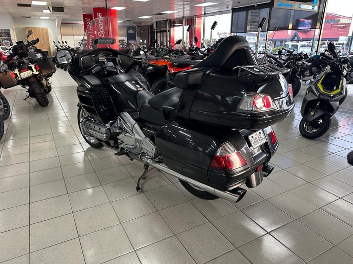 2010 Honda GoldWing Luxury (GL1800) GoldWing Grey