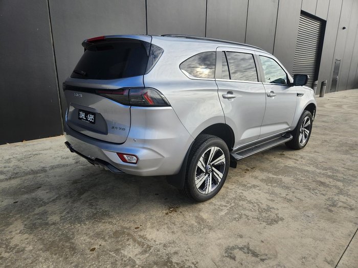 2025 Isuzu MU-X LS-T