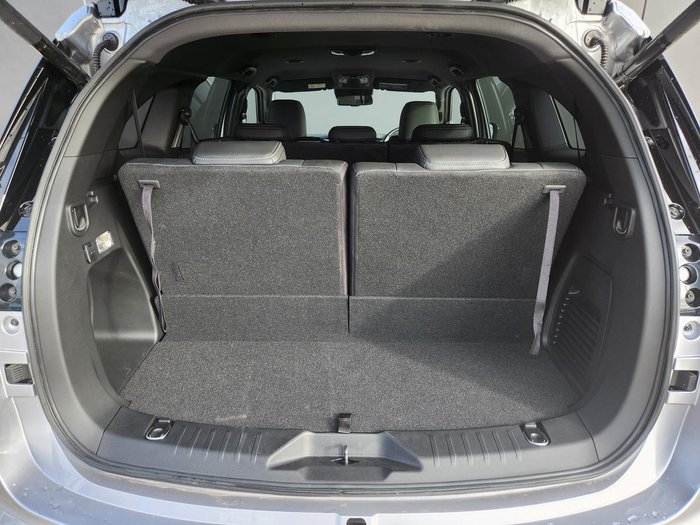 2025 Isuzu MU-X LS-T