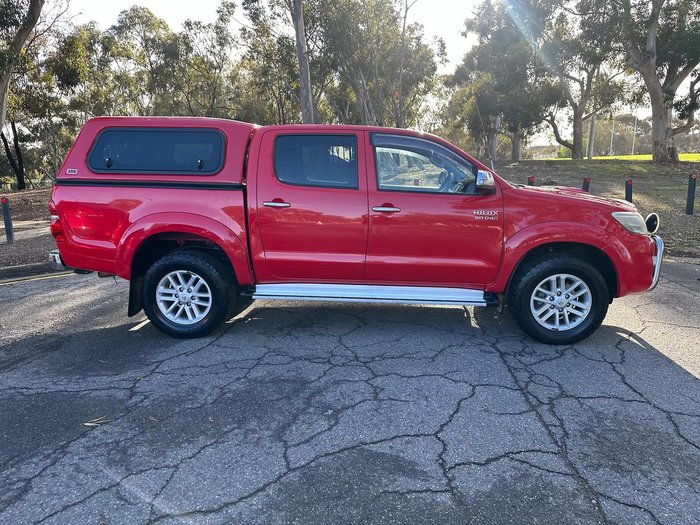 2013 Toyota Hilux SR5