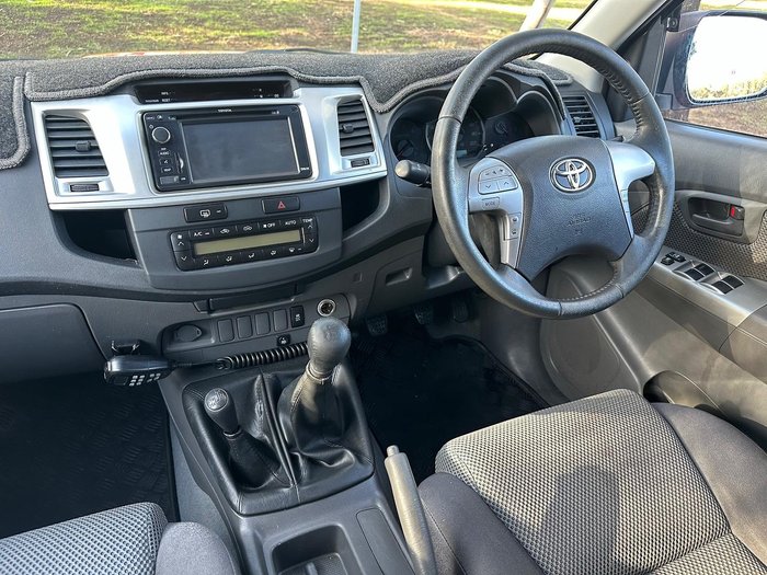 2013 Toyota Hilux SR5