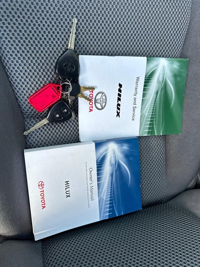 2013 Toyota Hilux SR5