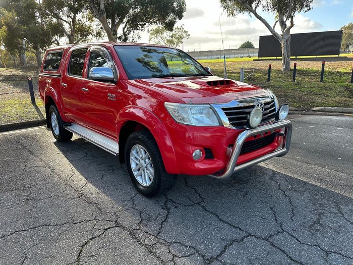 2013 Toyota Hilux SR5