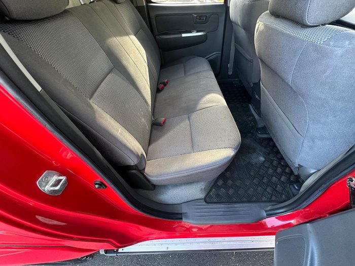 2013 Toyota Hilux SR5