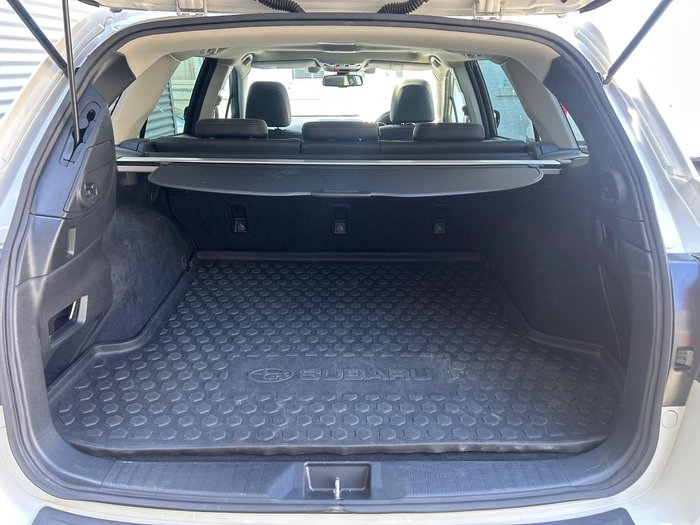 2020 Subaru Outback 2.5i Premium 5GEN MY20 AWD Crystal White