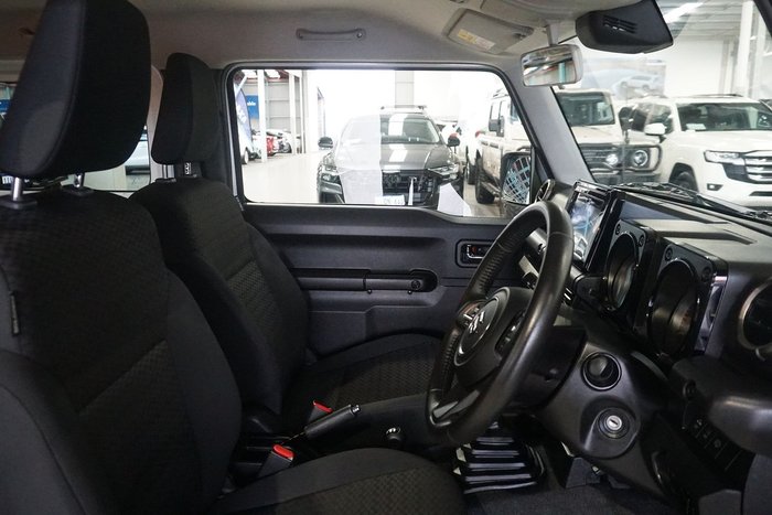 2023 Suzuki Jimny GLX