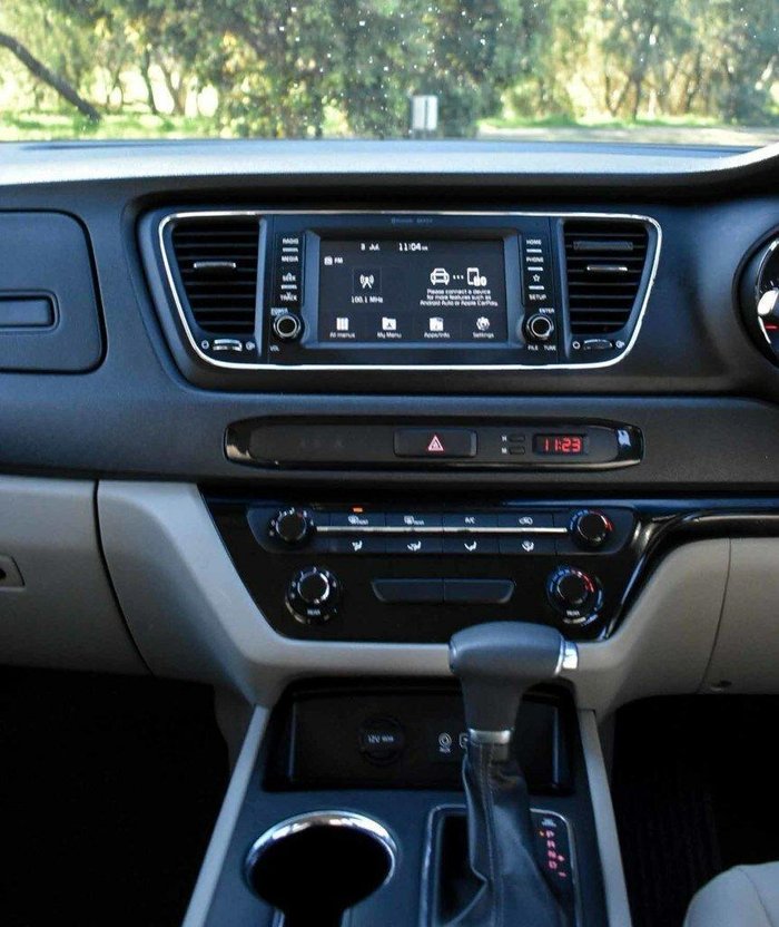 2019 Kia Carnival S
