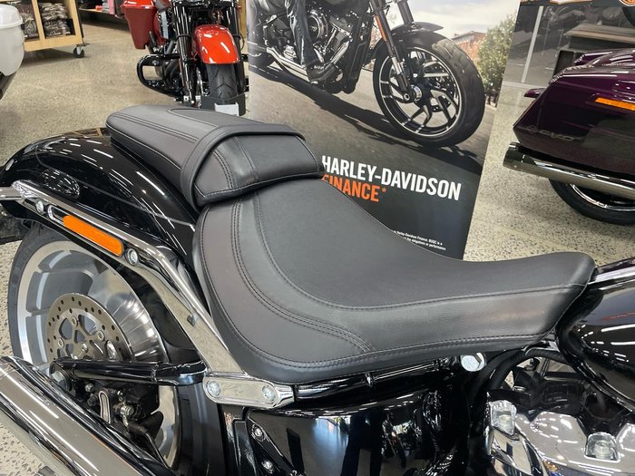 2025 Harley-Davidson Fat Boy 117 (FLFB) Softail Black
