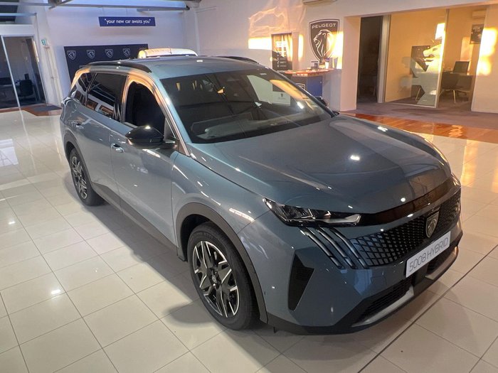 2025 Peugeot 5008 Allure Hybrid
