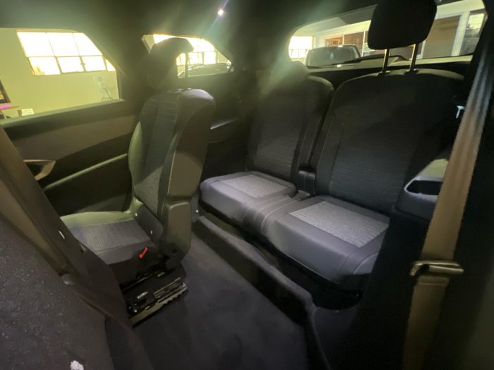 2025 Peugeot 5008 Allure Hybrid