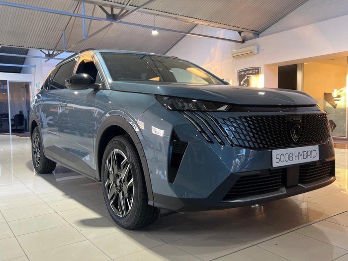 2025 Peugeot 5008 Allure Hybrid