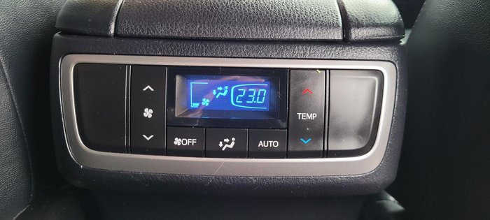 2016 Toyota Kluger Grande