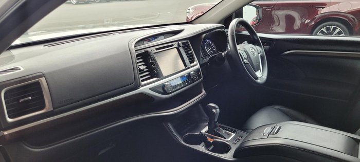 2016 Toyota Kluger Grande
