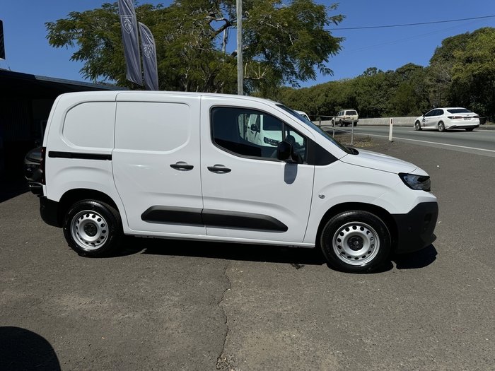 2025 Peugeot Partner Pro Low Roof SWB
