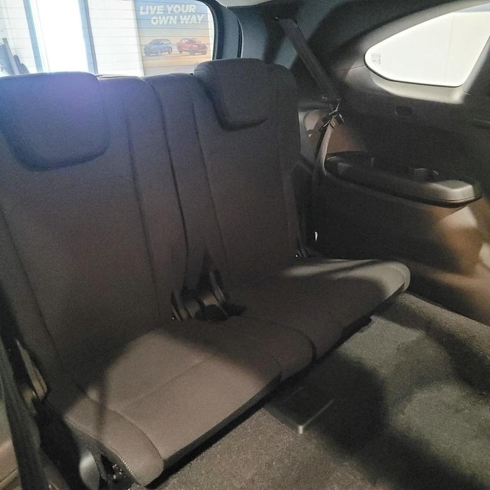 2025 Isuzu MU-X LS-M