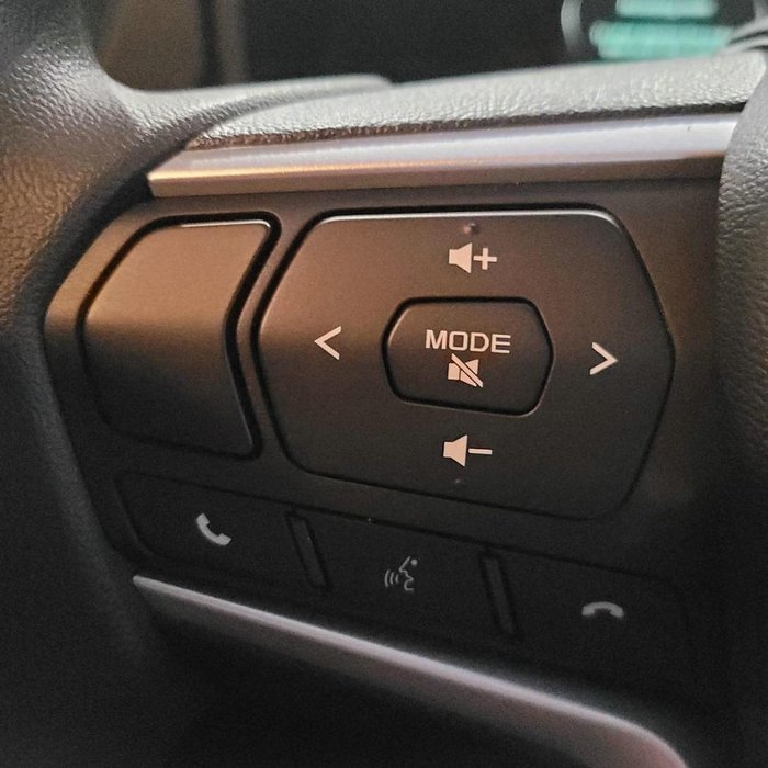 2025 Isuzu MU-X LS-M