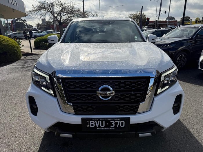 2022 Nissan Navara ST-X