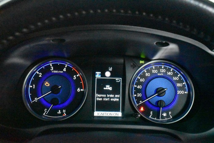 2020 Toyota Hilux SR5