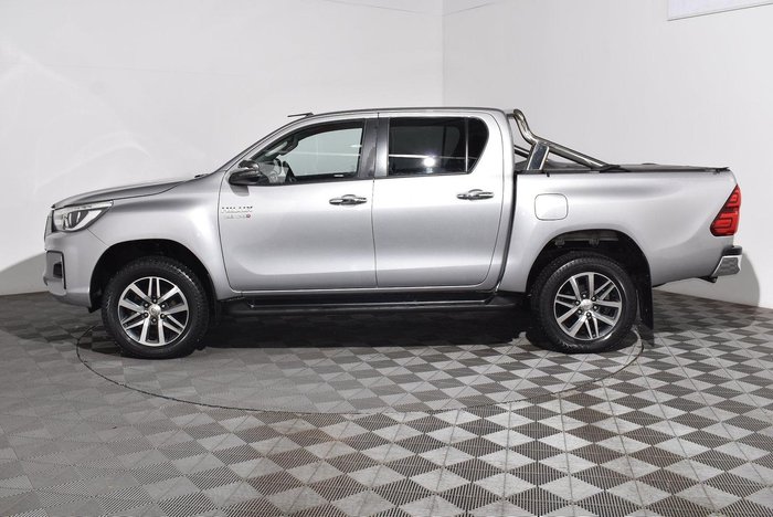 2020 Toyota Hilux SR5
