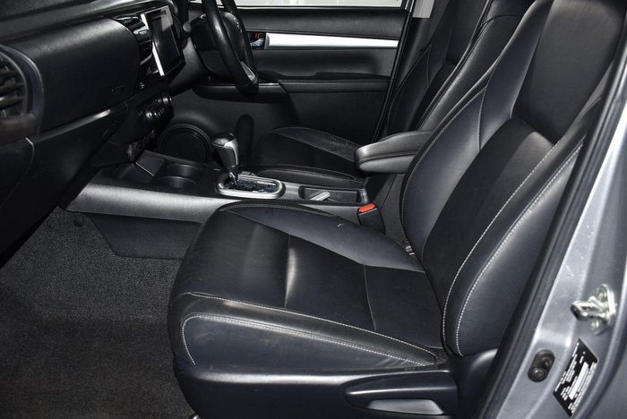 2020 Toyota Hilux SR5